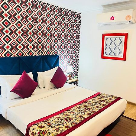Qotel Hotel Chhatarpur - Oppsite Tivoli Garden نيودلهي المظهر الخارجي الصورة