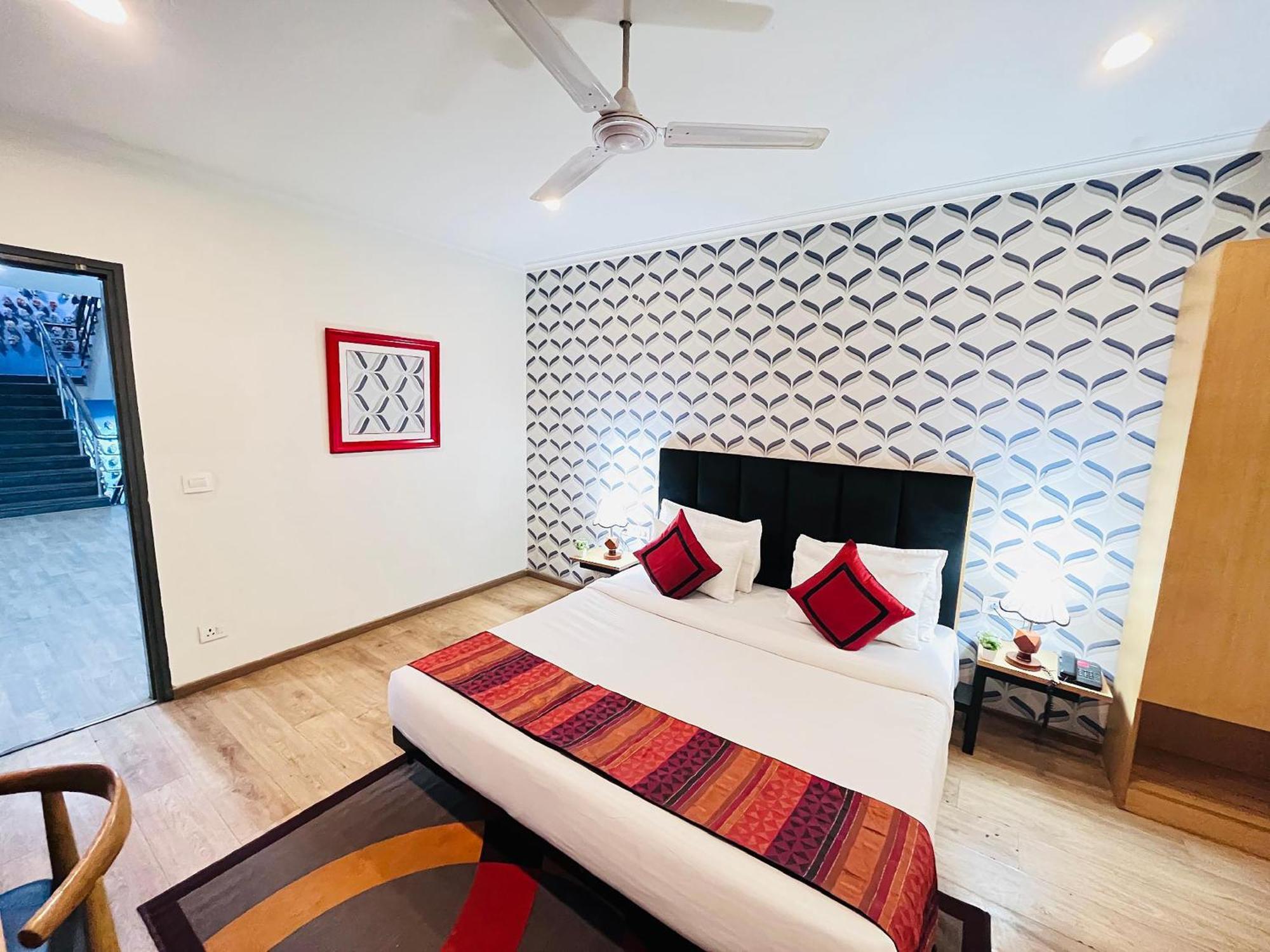 Qotel Hotel Chhatarpur - Oppsite Tivoli Garden نيودلهي المظهر الخارجي الصورة