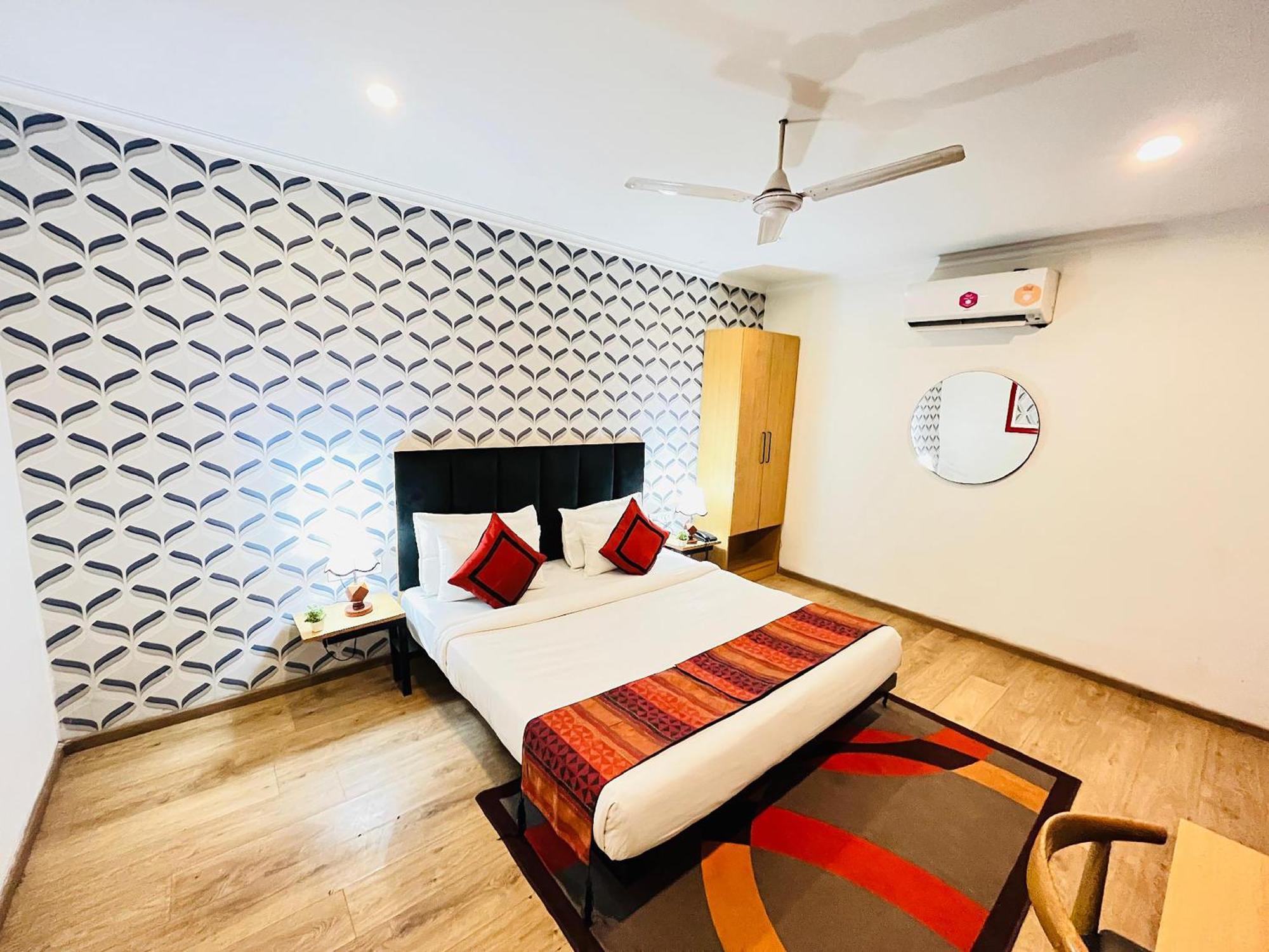 Qotel Hotel Chhatarpur - Oppsite Tivoli Garden نيودلهي المظهر الخارجي الصورة